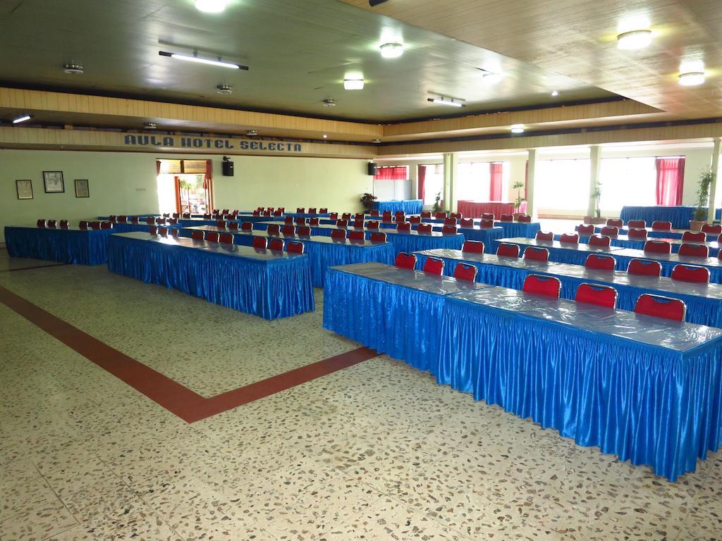 Hotel Selecta Batu  Exterior photo