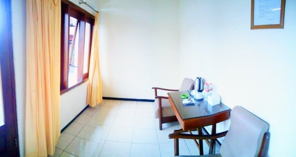 Hotel Selecta Batu  Exterior photo